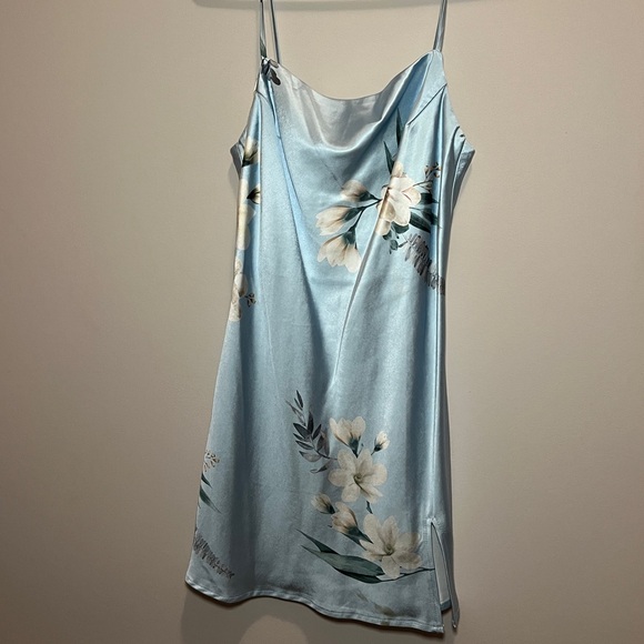 Blue floral satin minidress - Picture 1 of 2